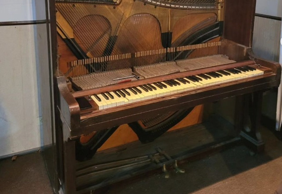 Piano histórico